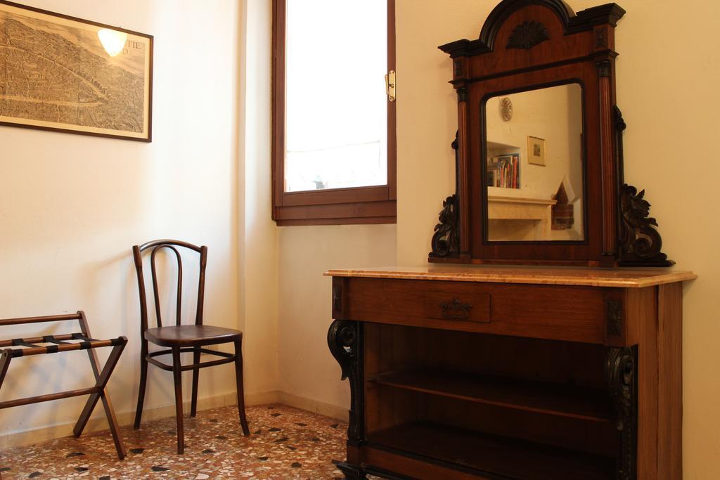 Residenza Carducci Centro Storico Daire Verona Oda fotoğraf